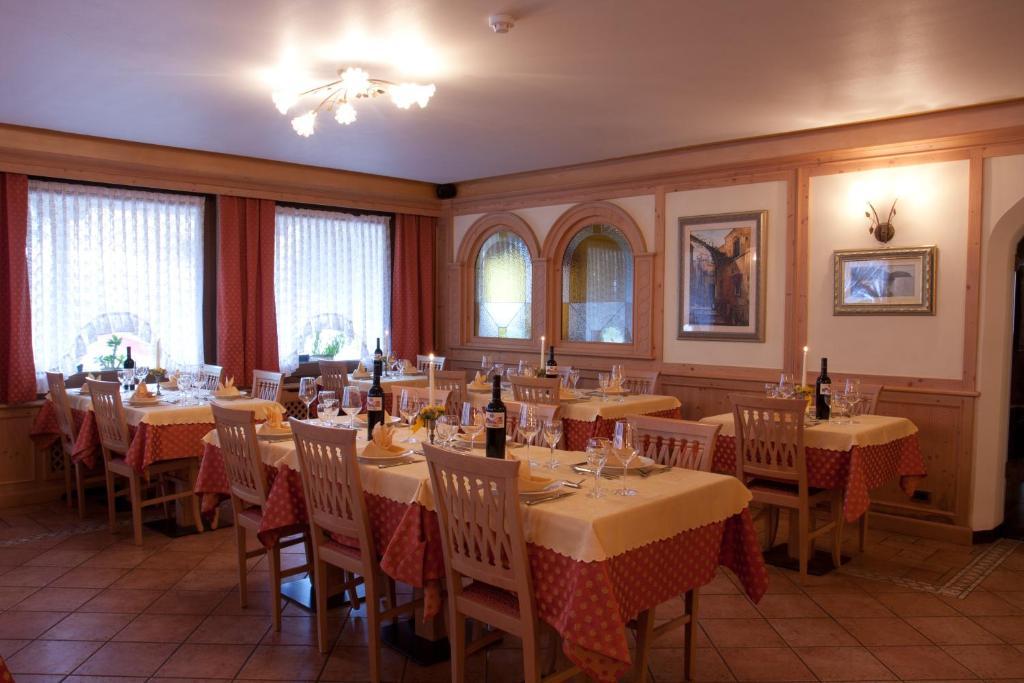 Hotel Al Prato Fiera Di Primiero Esterno foto