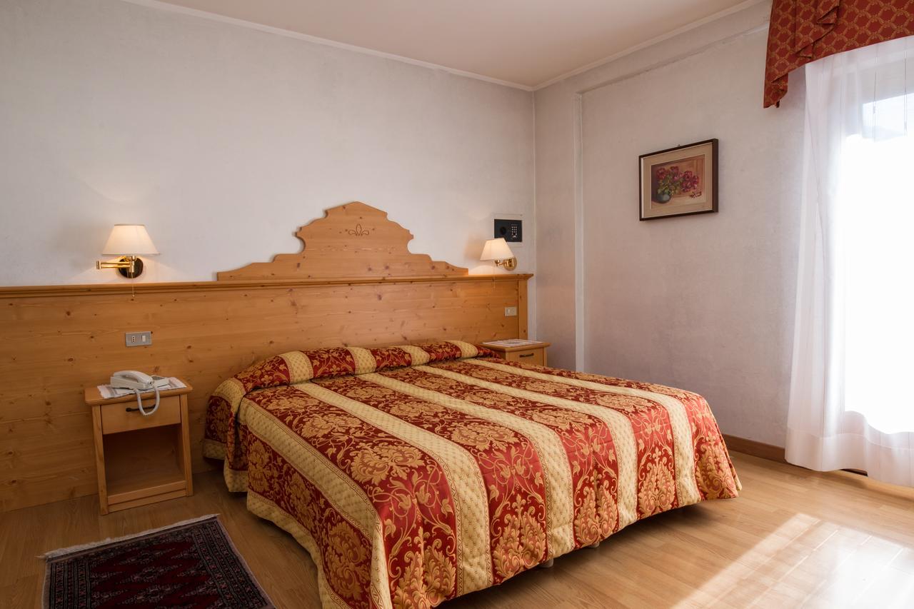 Hotel Al Prato Fiera Di Primiero Esterno foto
