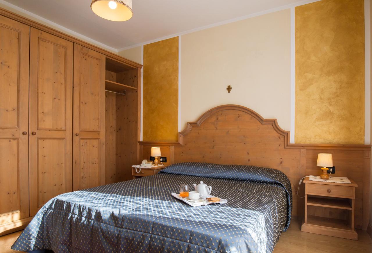 Hotel Al Prato Fiera Di Primiero Esterno foto